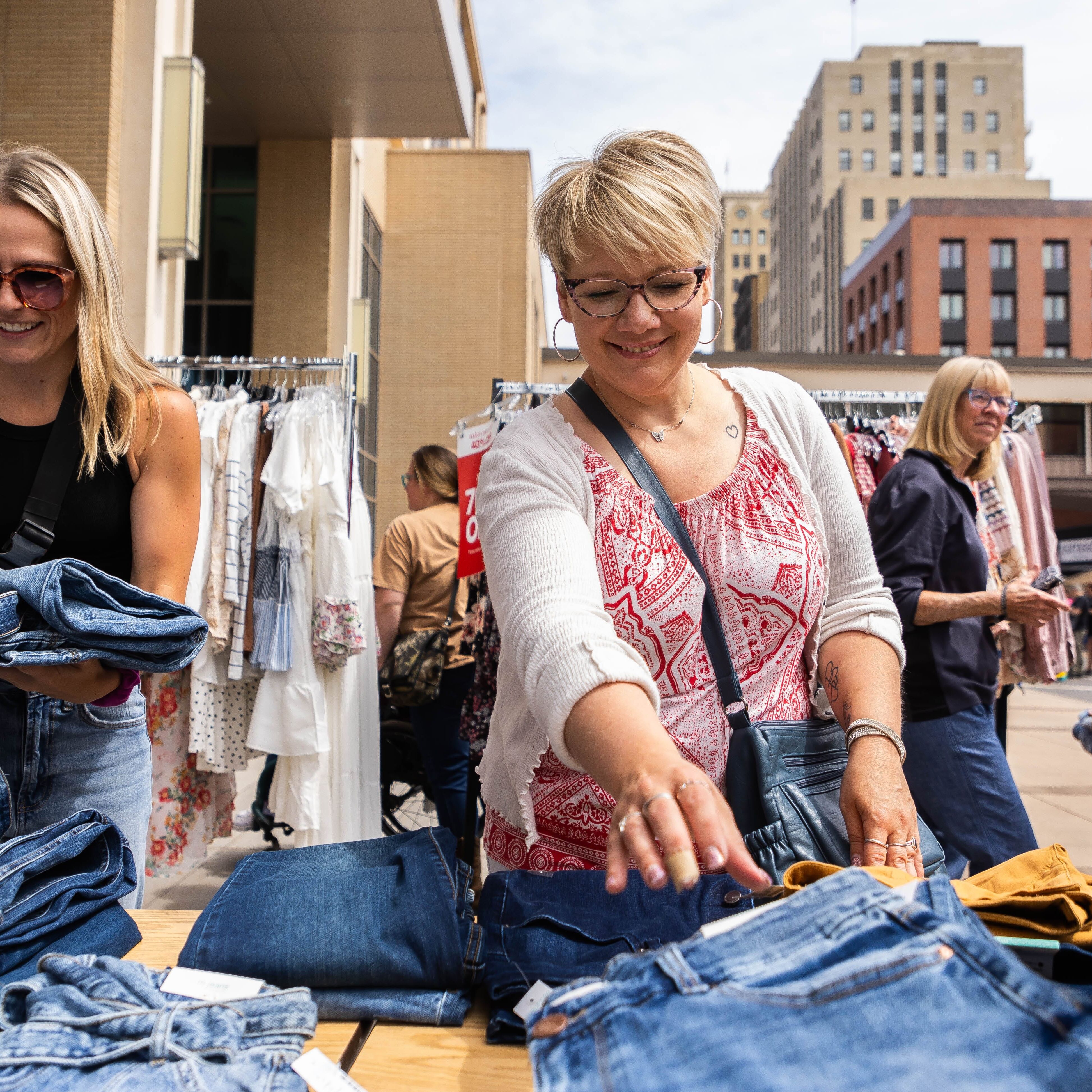 sidewalk-days-preview-008